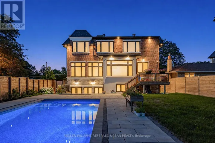 35 LLOYDMINSTER CRESCENT, Toronto (Newtonbrook East), Ontario M2M2R9