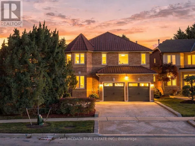 5289 FALLINGBROOK DRIVE, Mississauga (East Credit), Ontario L5V1N8