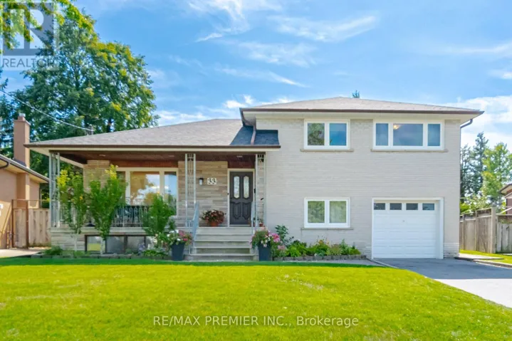 33 BELLEGLADE COURT, Toronto (Humbermede), Ontario M9M2W3