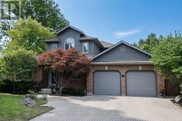 715 BATEMAN COURT, Burlington (LaSalle), Ontario L7T4K5
