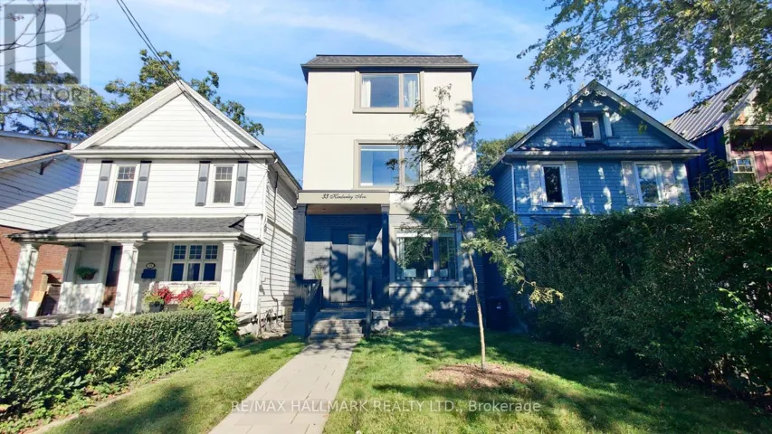 33 KIMBERLEY AVENUE, Toronto (East End-Danforth), Ontario M4E2Z3
