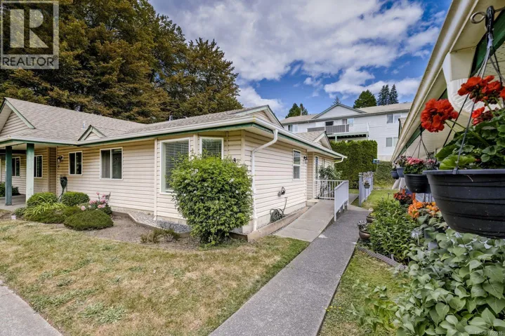 3 450 Gail Pl, Nanaimo, British Columbia V9R5W4