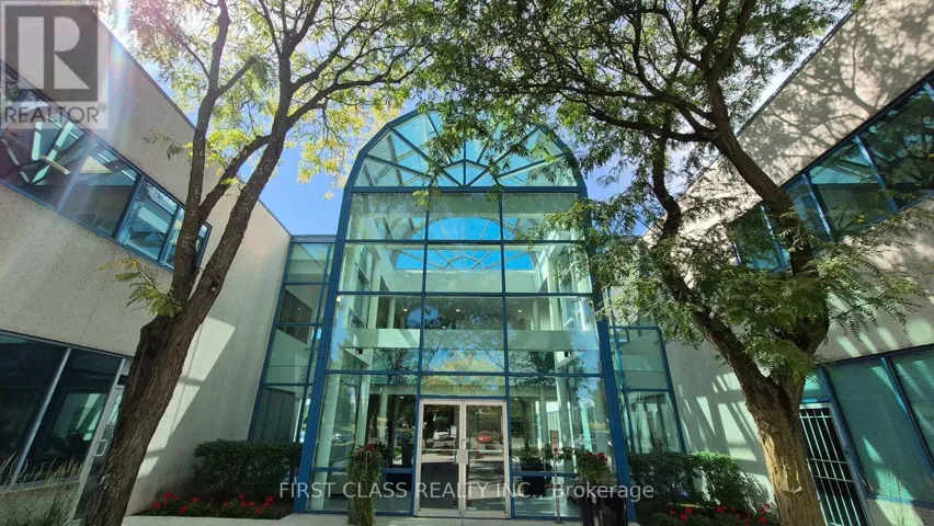 226 - 340 FERRIER STREET, Markham (Milliken Mills West), Ontario L3R2Z5