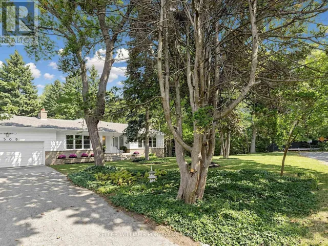 1309 MARTLEY DRIVE E, Mississauga (Lorne Park), Ontario L5H1N9