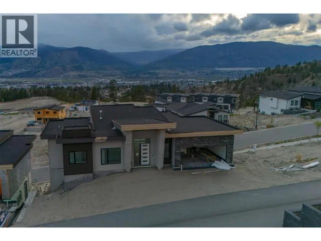 1092 Antler Drive, Penticton, British Columbia V2A0J8