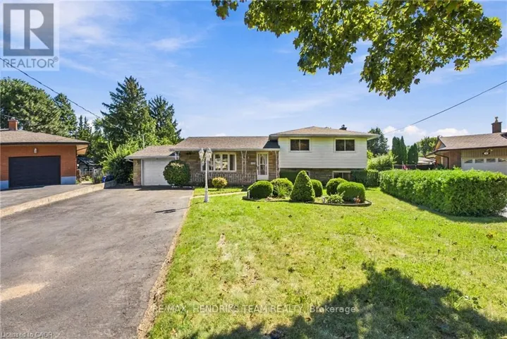 8 EMPRESS COURT, St. Catharines (Lakeport), Ontario L2N3G8