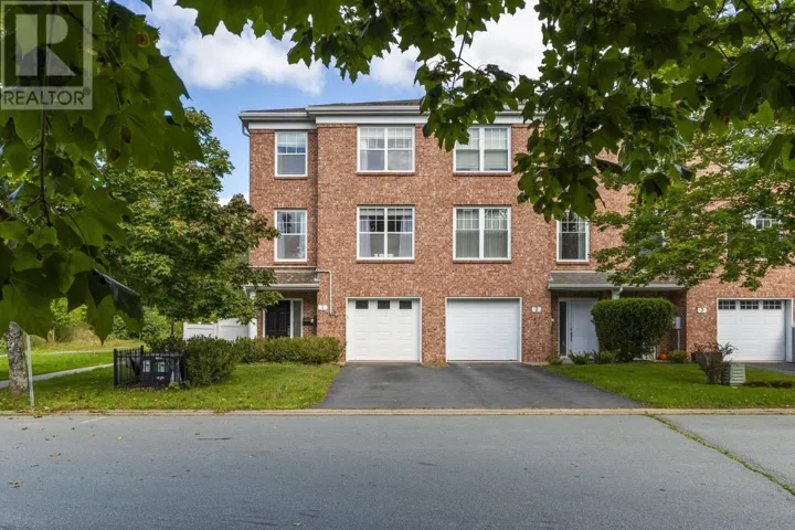 1 Arthur Lismer Court, Bedford, Nova Scotia B4A4B4