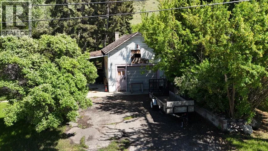 328 Third Street W, Cochrane, Alberta T4C1Z6
