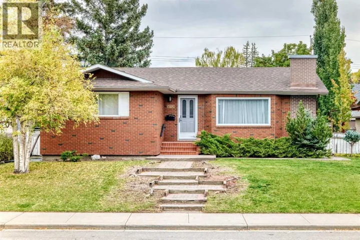 5712 Lakeview Drive SW, Calgary, Alberta T3E5S4