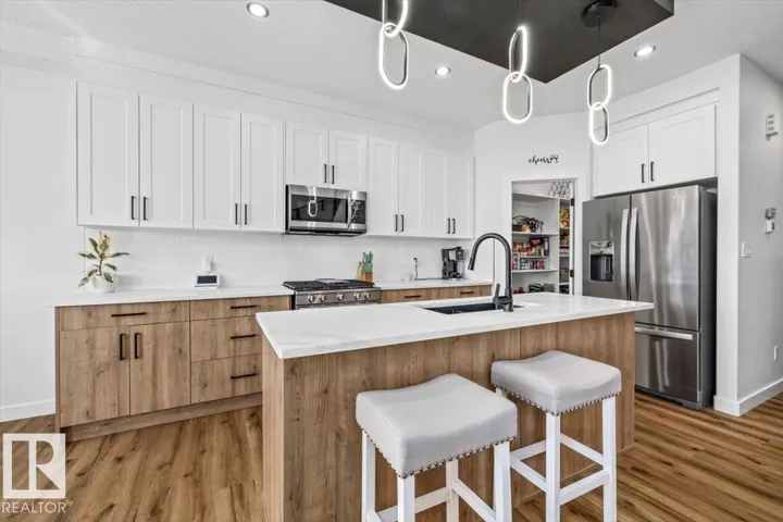 287 SAVOY CR, Sherwood Park, Alberta T8H2Y4