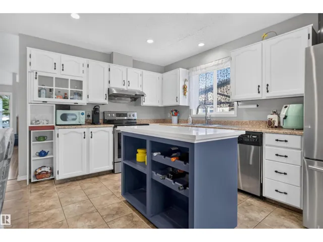 1519 104 ST NW, Edmonton, Alberta T6J5T2