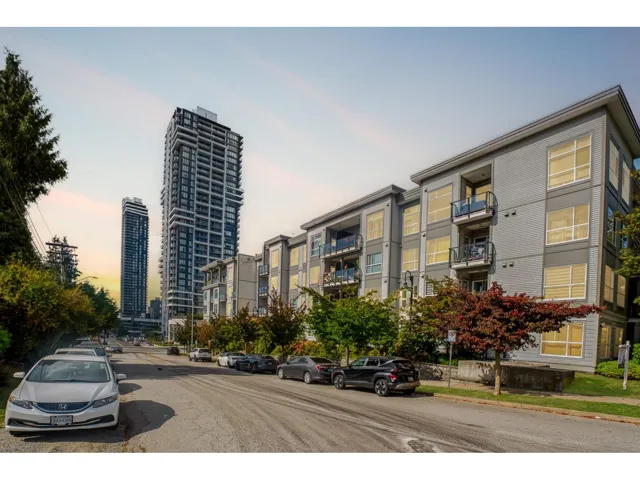 523 13733 107A AVENUE, Surrey, British Columbia V3T0B7