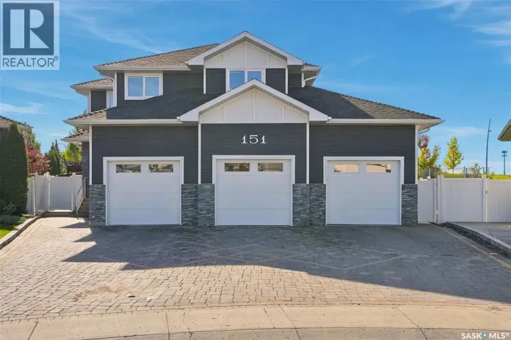 151 GLACIAL SHORES COURT, Saskatoon, Saskatchewan S7J0L3