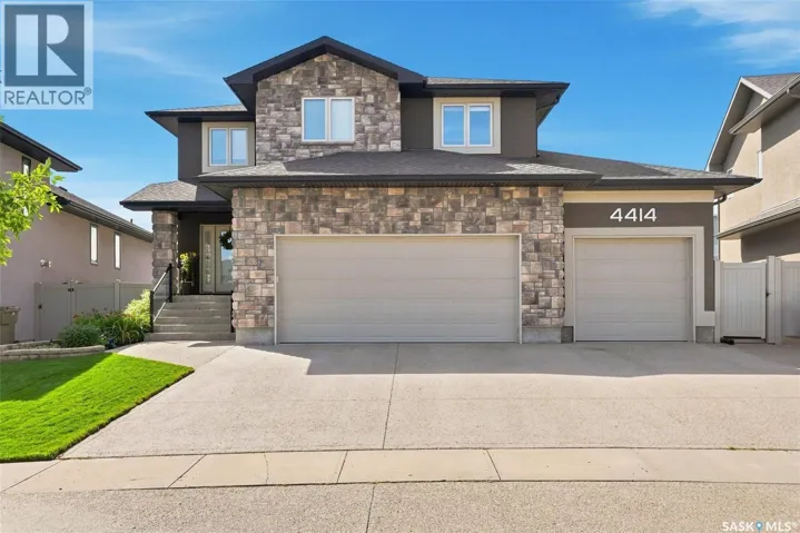 4414 Sandpiper CRESCENT E, Regina, Saskatchewan S4V1N3