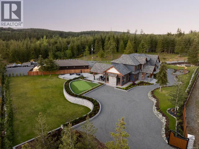 2833 Woodcroft Pl, Shawnigan Lake, British Columbia V8H2E4