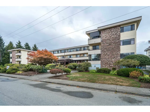 #308 20460 54 AVENUE, Langley, British Columbia V3A6N6