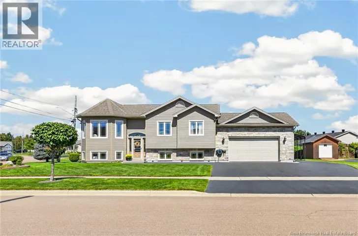 77 Crawford, Moncton, New Brunswick E1G0H3