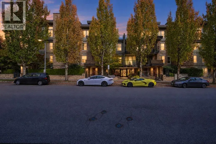 208 3478 WESBROOK MALL, Vancouver, British Columbia V6S0B6