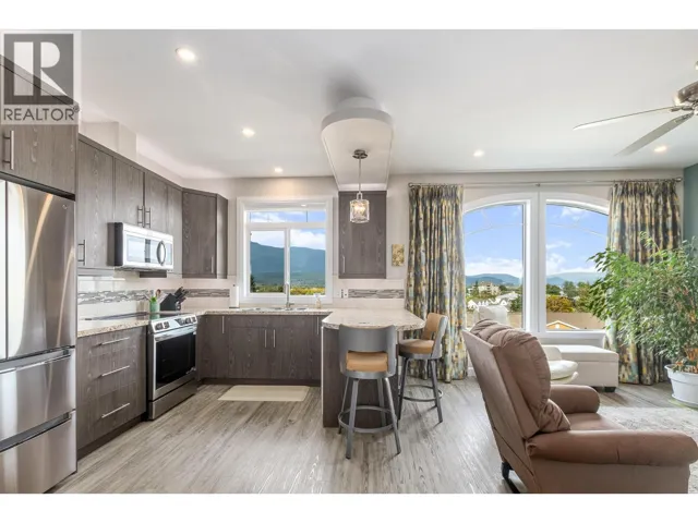 1070 1 Street SE Unit# 27, Salmon Arm, British Columbia V1E0B6