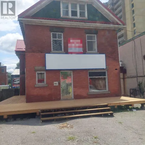 2077 LAWRENCE AVENUE W, Toronto (Weston), Ontario M9N1H7