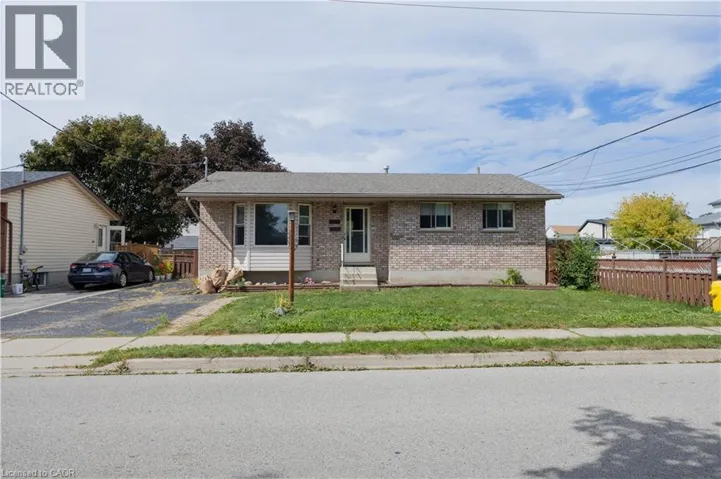 120 UNION Street S, Cambridge, Ontario N3H2H1