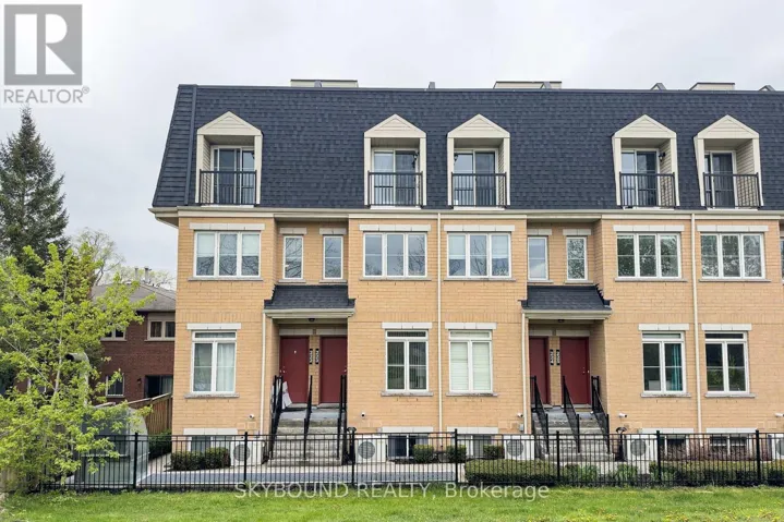 380 HOPEWELL AVENUE, Toronto (Briar Hill-Belgravia), Ontario M6E2S2