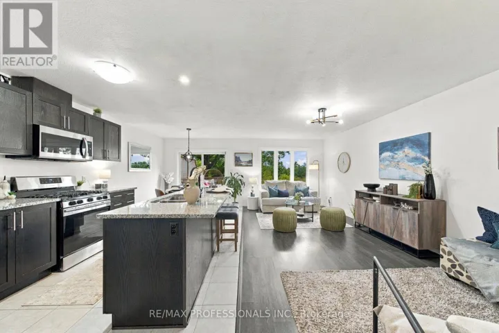 31 - 135 HARDCASTLE DRIVE, Cambridge, Ontario N1S0B6