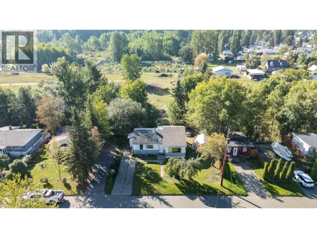 1161 CUDDIE CRESCENT, Prince George, British Columbia V2L4W4