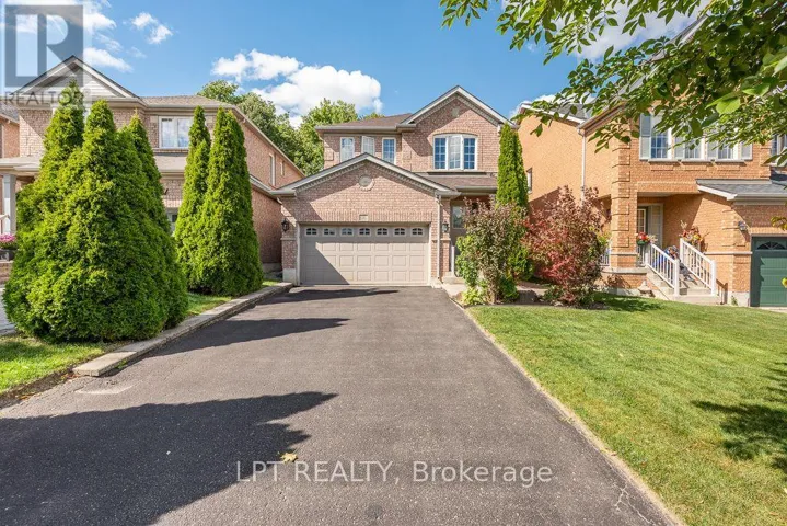 16 OAK GARDENS COURT, Brampton (Sandringham-Wellington), Ontario L6R2Y6