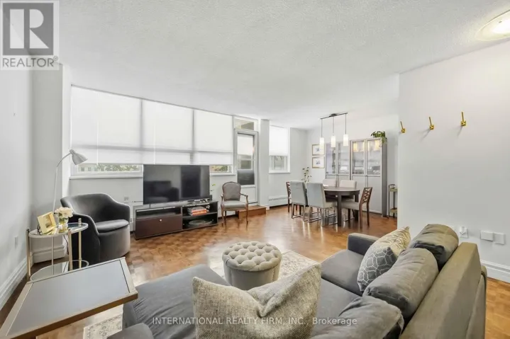 101 - 151 LA ROSE AVENUE E, Toronto (Humber Heights), Ontario M9P1B3