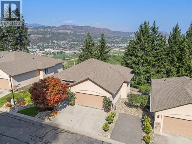 2300 Silver Place Unit# 3, Kelowna, British Columbia V1V2L5