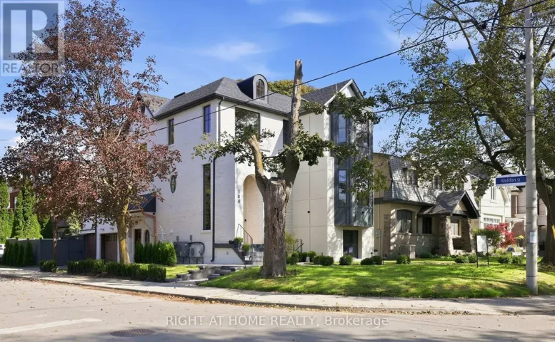 144 OLD ORCHARD GROVE, Toronto (Lawrence Park North), Ontario M5M2E3