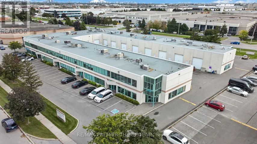 1 & 1A MAIN - 2900 LANGSTAFF ROAD, Vaughan (Concord), Ontario L4K4R9