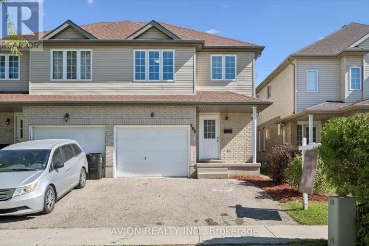 206 BUTTERCUP COURT, Waterloo, Ontario N2V2W8