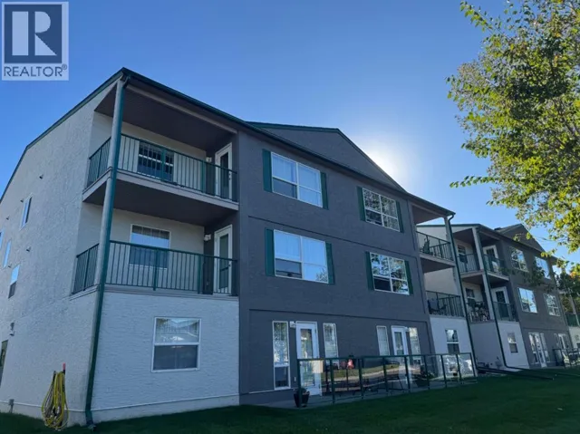 204, 105 7 Avenue SE, High River, Alberta T1V1T8
