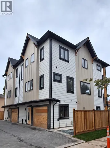 1 7087 MARY AVENUE, Burnaby, British Columbia V5E3K1