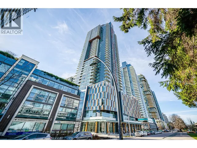 2004 4458 BERESFORD STREET, Burnaby, British Columbia V5H0J1