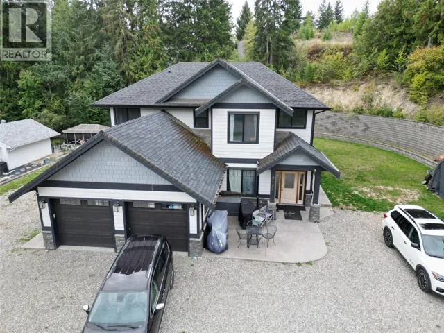 2446 Centennial Drive, Blind Bay, British Columbia V0E1H0
