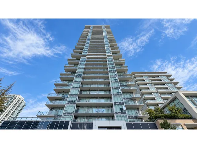 605 13350 CENTRAL AVENUE, Surrey, British Columbia V3T0S1