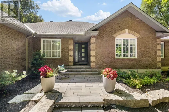 1510 REINDEER WAY, Ottawa, Ontario K4P1N1
