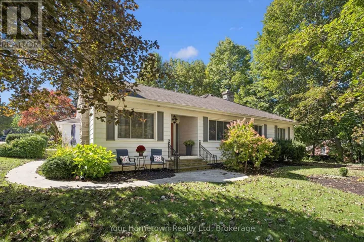 595 TOWER STREET S, Centre Wellington (Fergus), Ontario N1M2P9