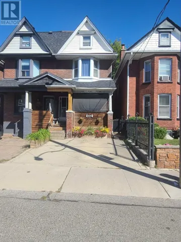 319 WOODBINE AVENUE, Toronto (The Beaches), Ontario M4L3P3