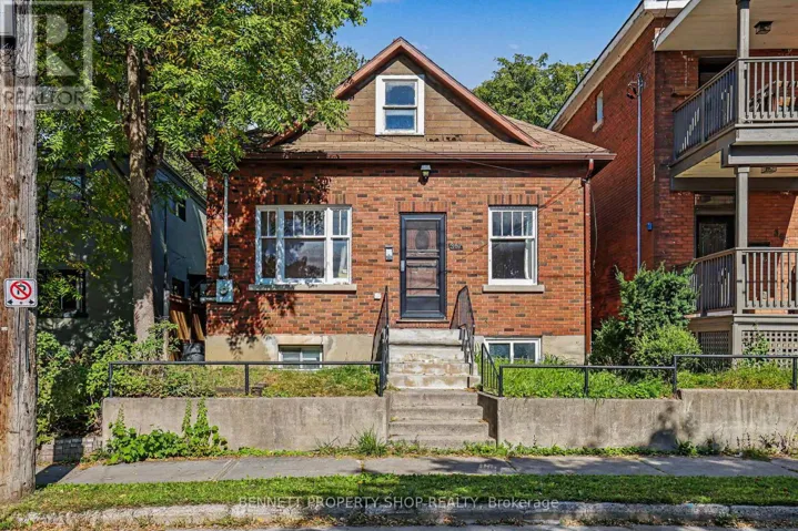 367 SUNNYSIDE AVENUE, Ottawa, Ontario K1S0S2