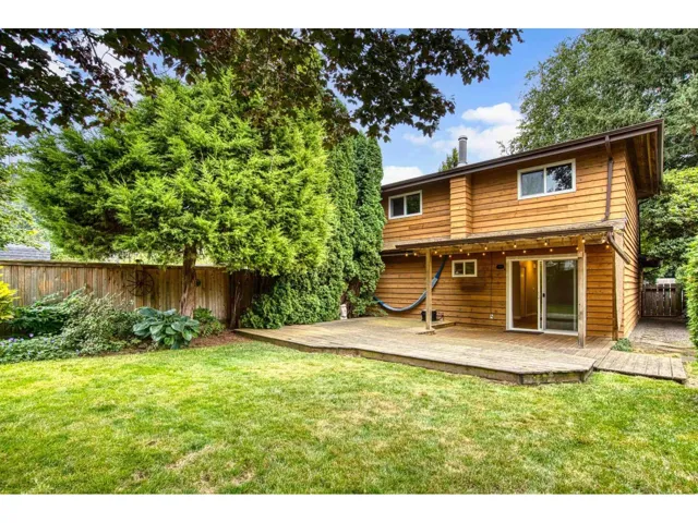 2743 SANDON DRIVE, Abbotsford, British Columbia V2S7J3