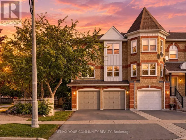 1 EDENBRIDGE DRIVE, Vaughan (Beverley Glen), Ontario L4J8C3