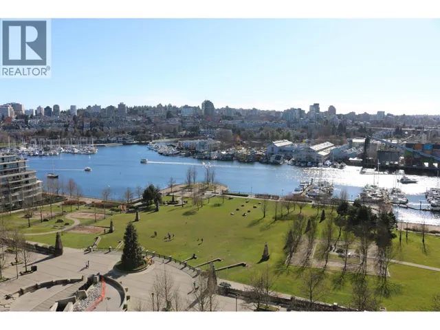 1606 583 BEACH CRESCENT, Vancouver, British Columbia V6Z3E6
