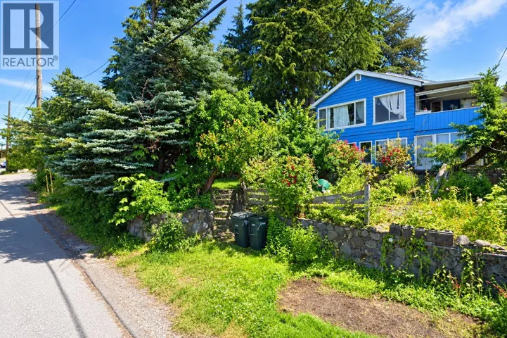 4990 EMPIRE DRIVE, Burnaby, British Columbia V5B1M6