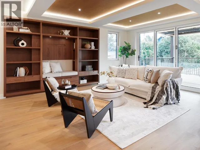 3732 W 1ST AVENUE, Vancouver, British Columbia V6R1H4