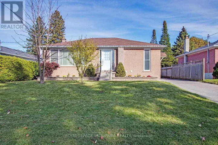 11 PATRICK DRIVE, Aurora (Aurora Highlands), Ontario L4G2A6