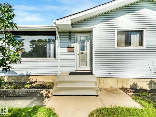 7520 130 AV NW, Edmonton, Alberta T5C1Y2